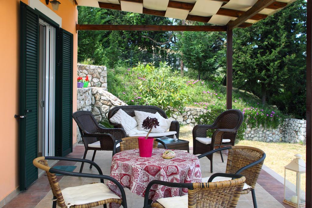 Orizzonte Apartments Lefkada Apolpaina Экстерьер фото